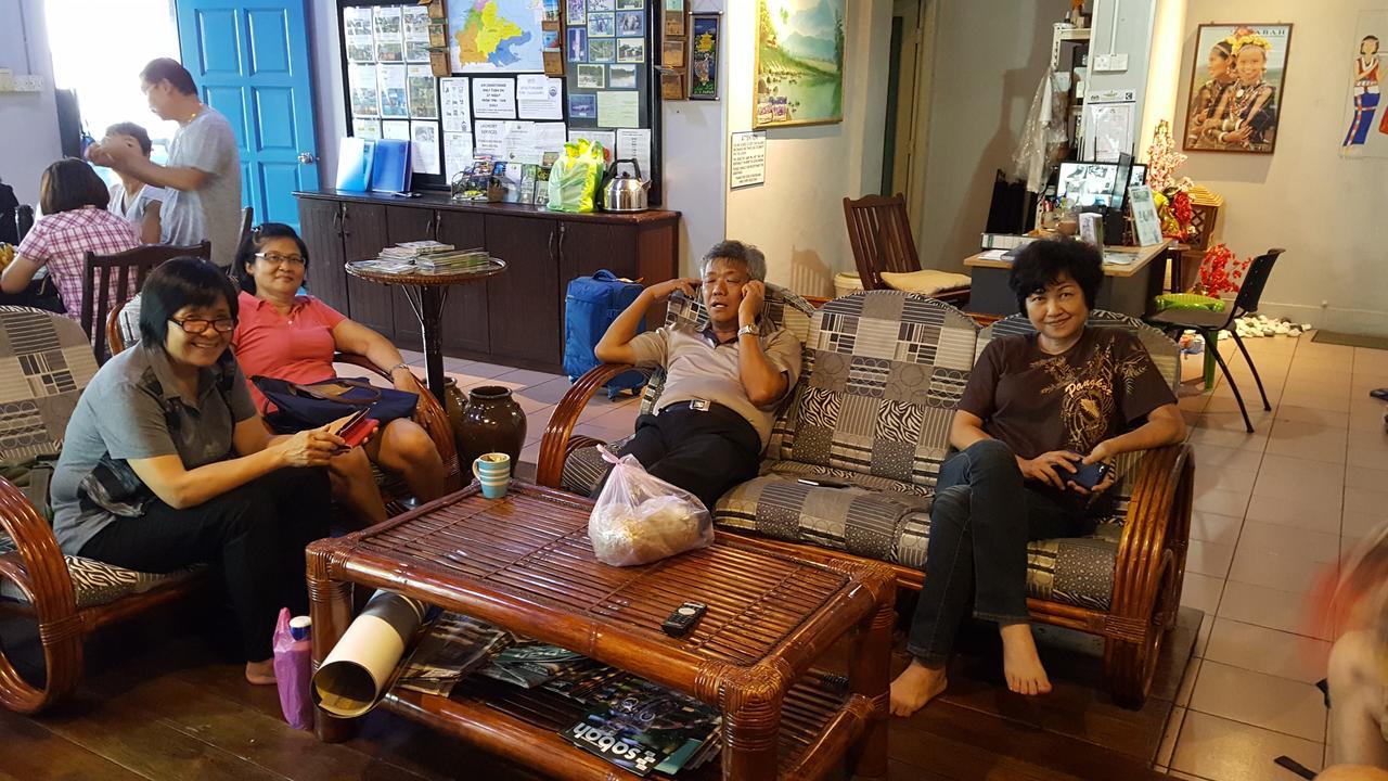 The Jesselton Cabin Sdn Bhd Kota Kinabalu Esterno foto